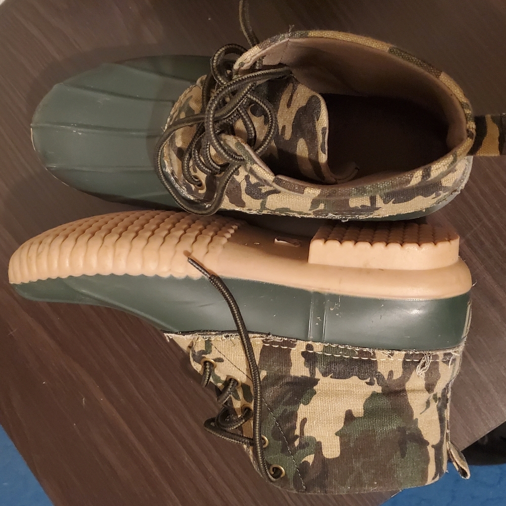 Avanti rain boots (Sz 11)